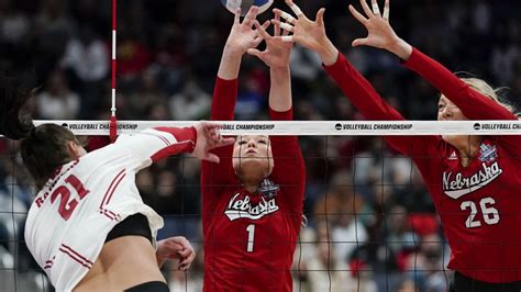 Nebraska volleyball stadium event could draw 90,000-plus and set women’s world attendance record